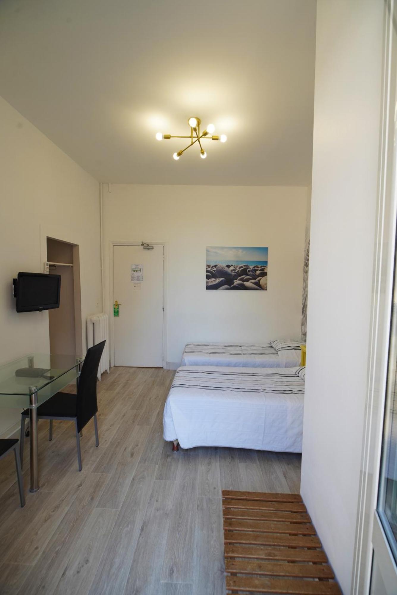 Hotel Cresp Nice Kamer foto