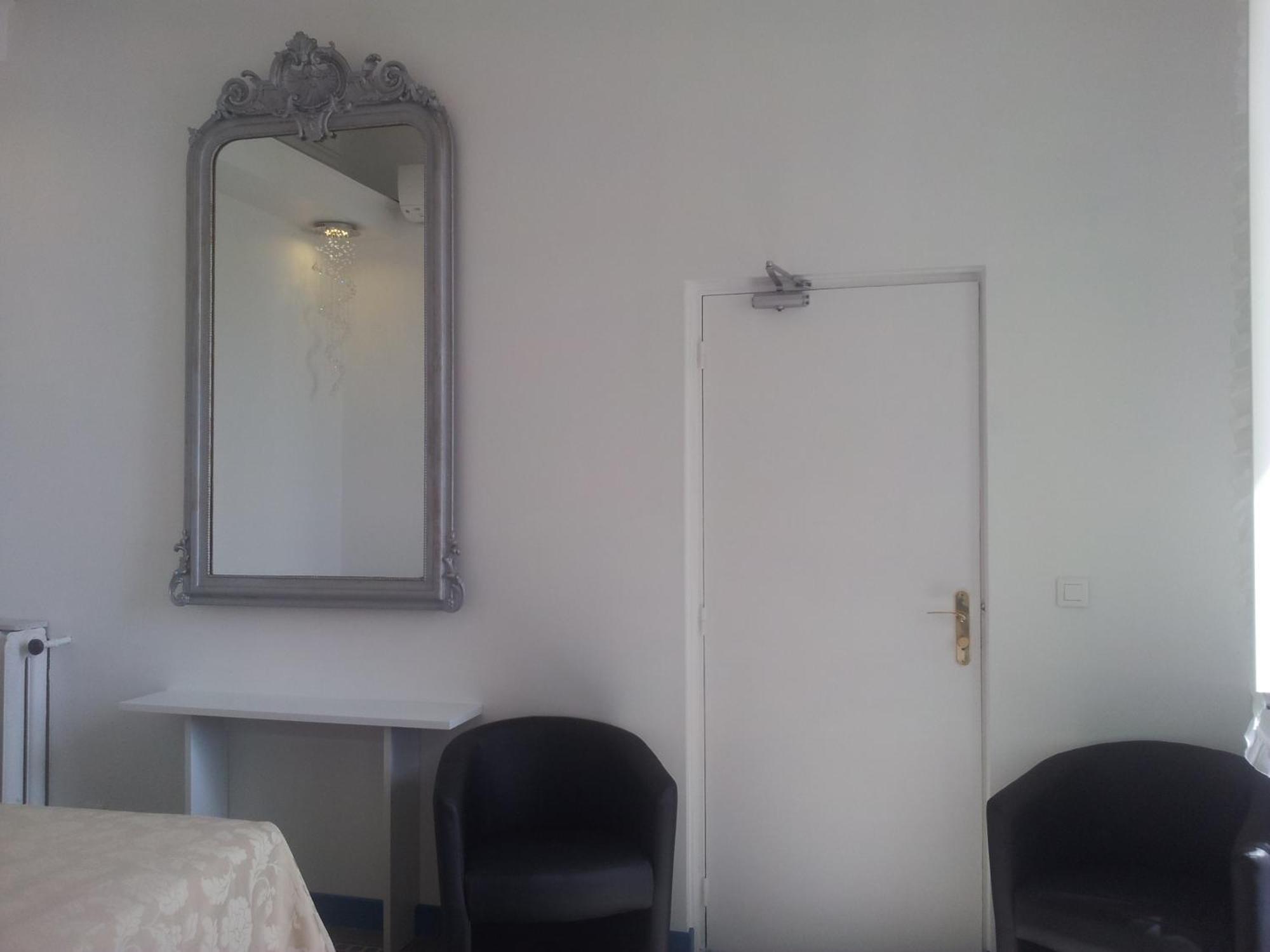 Hotel Cresp Nice Kamer foto